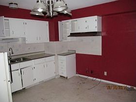 4th image of 4161 Alden Ave