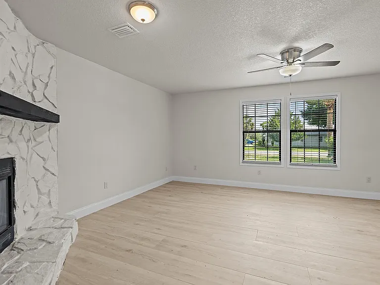 202 Gerona Rd — Photo 30