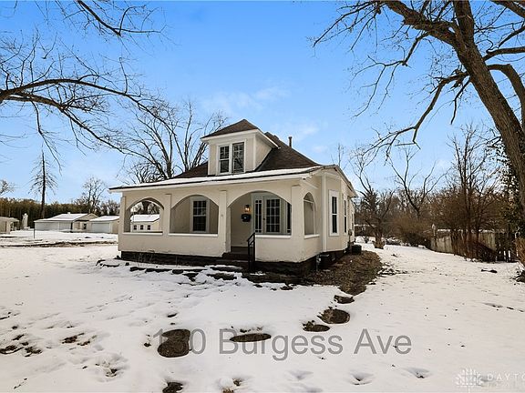 4th image of 130 Burgess Ave
