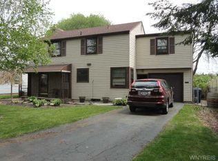 3017 Delancey Rd, Niagara Falls, NY 14305