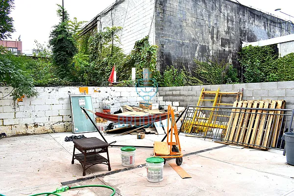 Rented by null | media 30