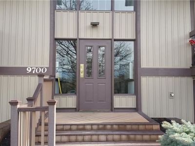 9700 Cove Dr UNIT G2, North Royalton, OH, 44133