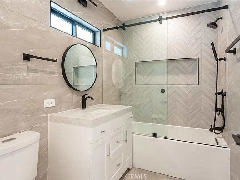 6942 Wystone Ave — Photo 9