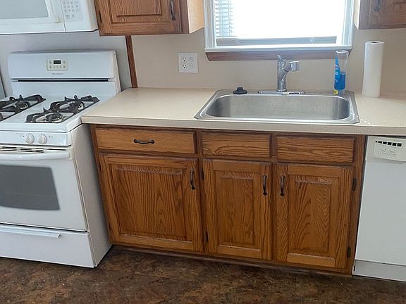 3rd image of 4544 Edmund St
