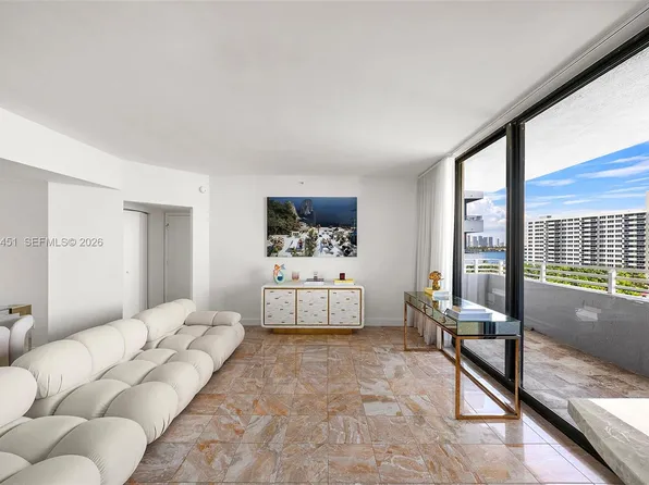 1330 West Ave APT 811, Miami Beach, FL 33139