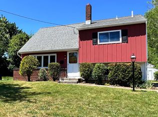 10 Charles Pl, Pennsville, NJ 08070