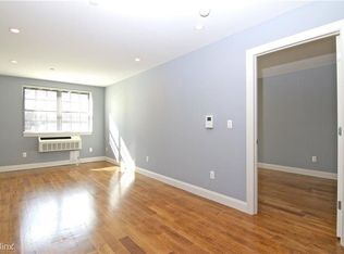 1680 Pelham Pkwy S, Bronx, NY 10461