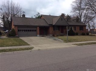 78 Lakeview Dr, Dayton, OH 45459