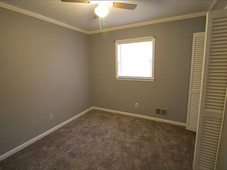 7821 Sagebrook Rd — Photo 10