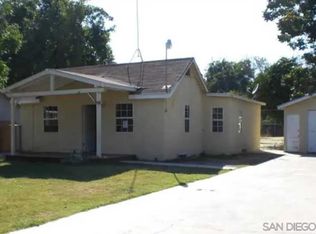 3925 Mennes Ave, Riverside, CA 92509