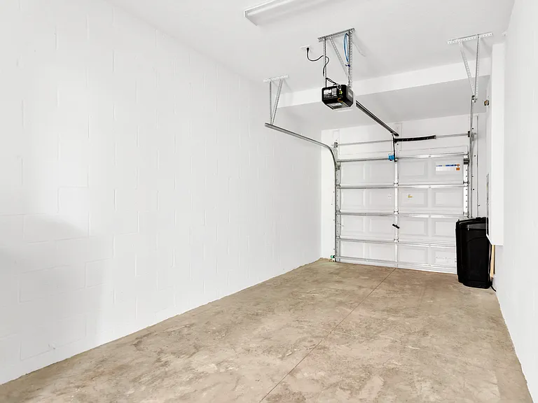 6032 Shiner St — Photo 27