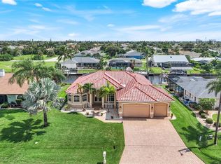 214 SW 39th Ter, Cape Coral, FL 33914