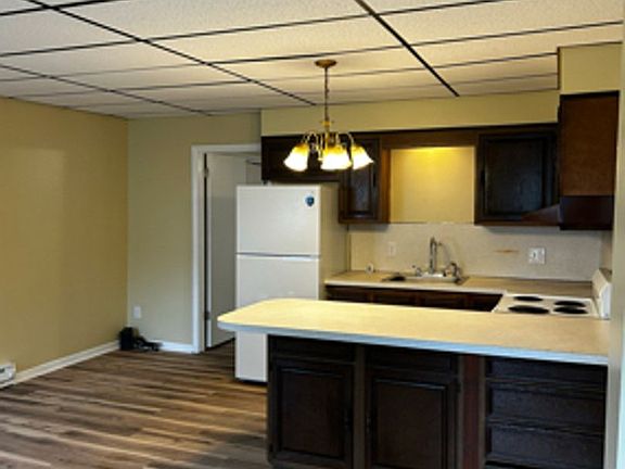 4th image of 59 Price St #1