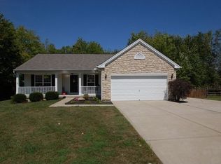 3455 Winter Holly Dr, Amelia, OH 45102