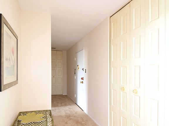 3rd image of 3333 University Blvd W APT 912
