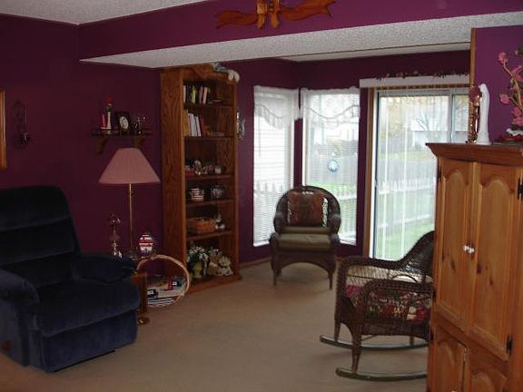 3rd image of 4900 Ivywild Ave