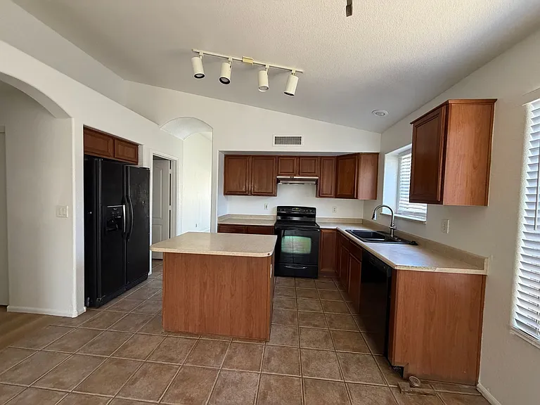 1225 N 159th Dr — Photo 19