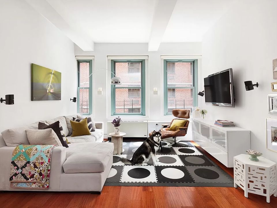 1st image of 80 John St APT 10B