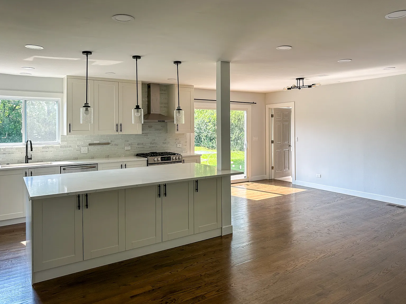 50 Constance Ln — Photo 4
