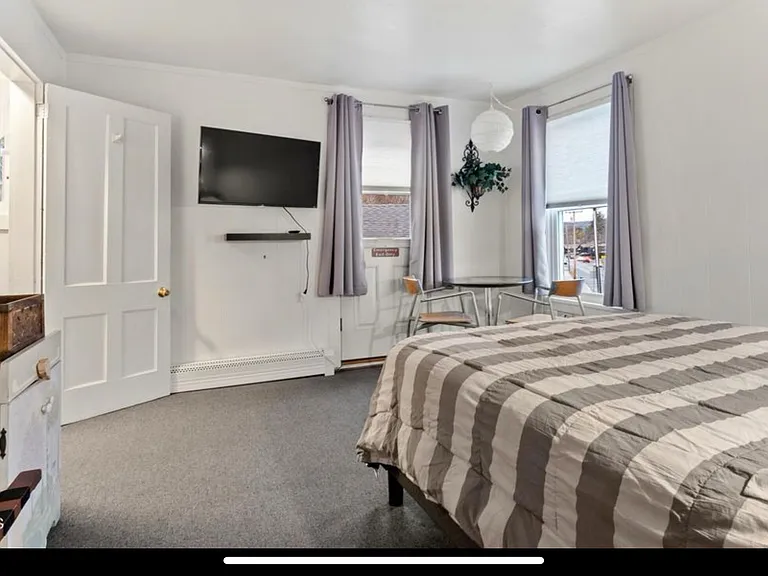 154 Main St #1 — Photo 6