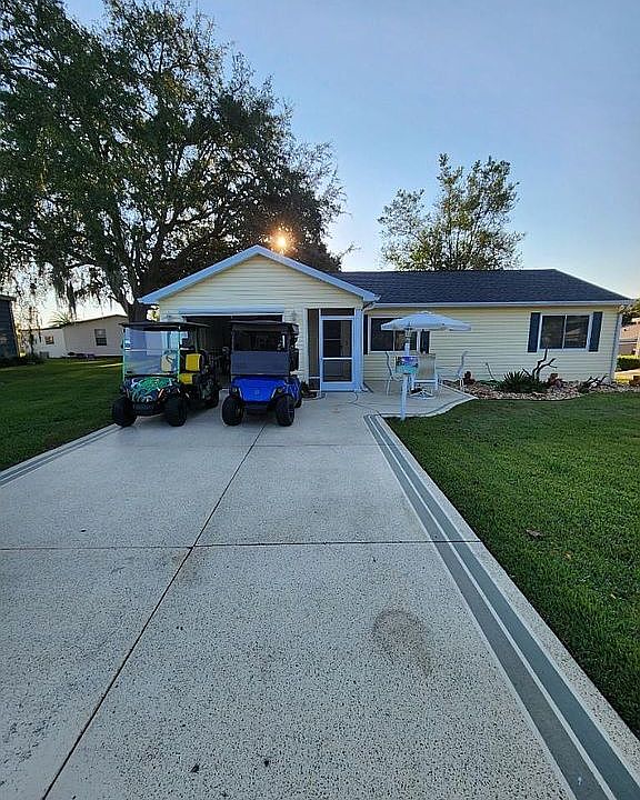 1st image of 1527 Doral Cir