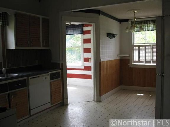 5th image of 12815 Newell Ave