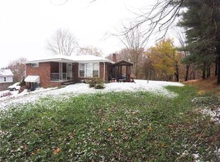 898 Oak Ave, Rochester, PA 15074