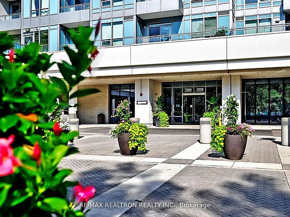 4th image of 7900 Bathurst St #1122