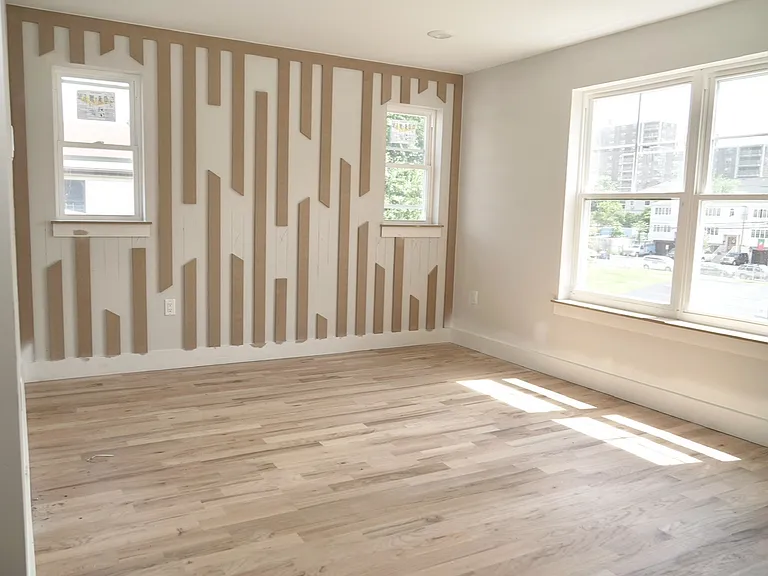 717 N 8th St #2 — Photo 3