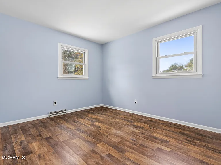 202 Manahawkin Trl — Photo 12