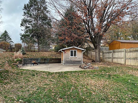 4th image of 4908 Orchard Dr
