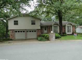 11 Houston Dr, Sherwood, AR 72120