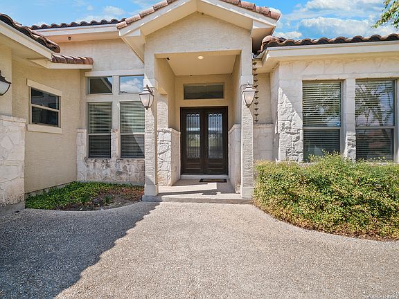 3rd image of 25015 ESTANCIA CIR