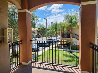 3810 N Jog Rd APT 201, Royal Palm Beach, FL 33411