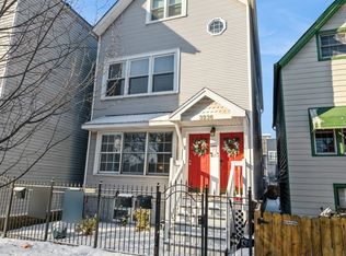 3236 N Leavitt St #1, Chicago, IL 60618
