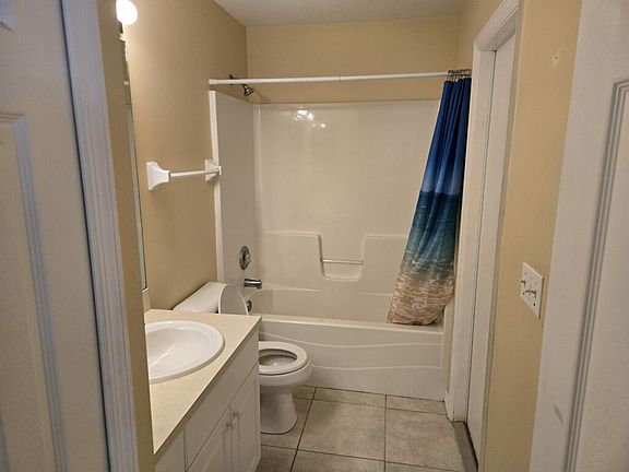 5th image of 2831 NW 10th Ter