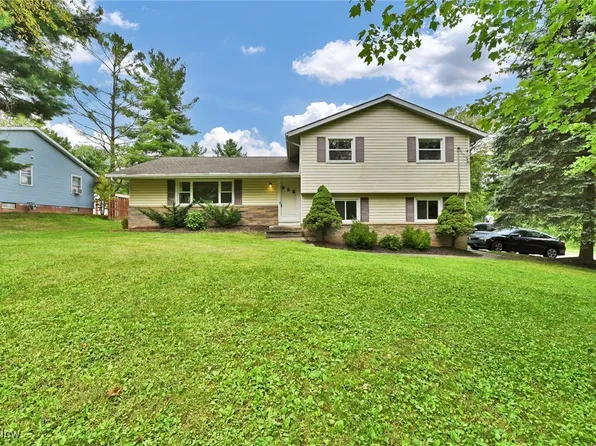11288 Drake Rd, North Royalton, OH 44133