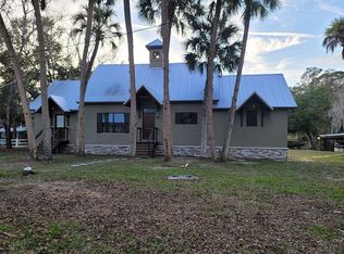 54 Garden Mall Ct, Inglis, FL 34449
