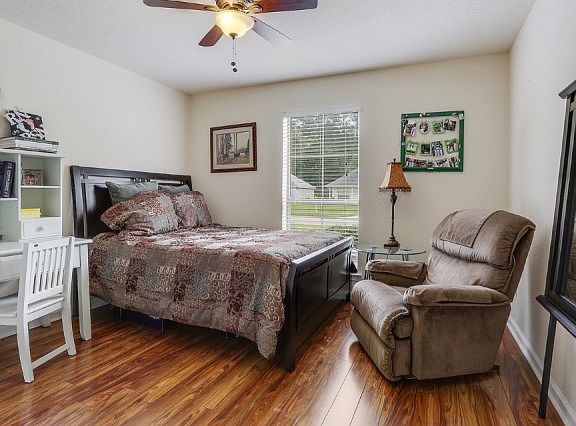 3rd image of 25859 Sagewood Dr
