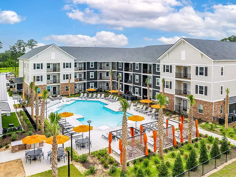 Riverchase Vista Apartments — Photo 4