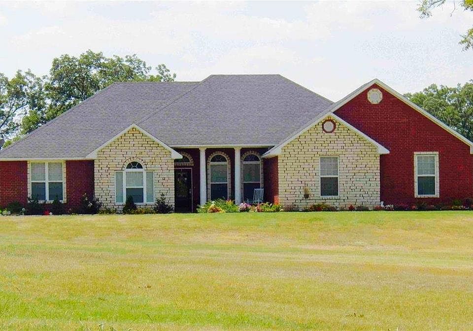 2nd image of 5794 Hedges Rd