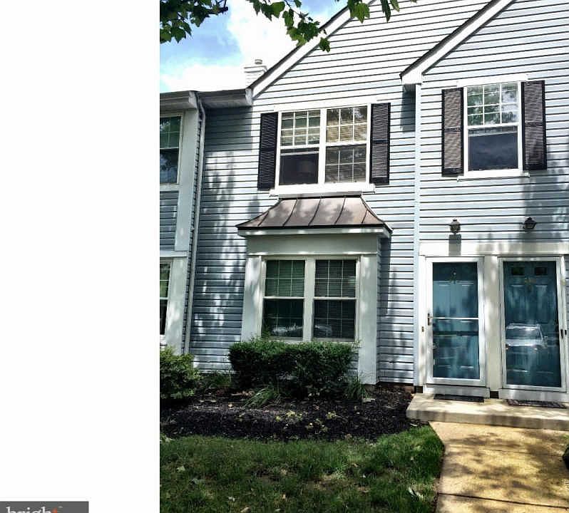 1st image of 913 Lindsley Ct