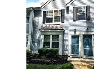 913 Lindsley Ct, Burlington, NJ 08016