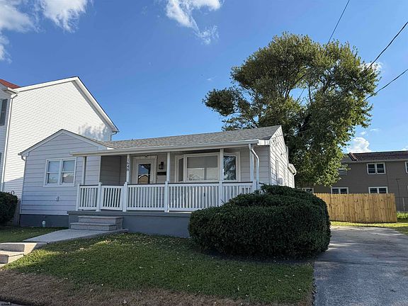 2nd image of 1648 N Arkansas Ave
