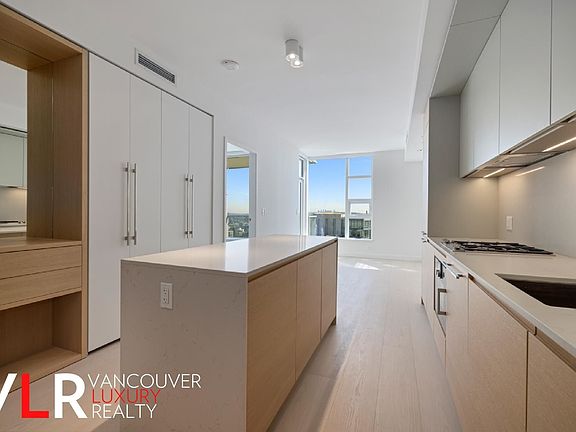 4th image of 1289 Hornby St #4307
