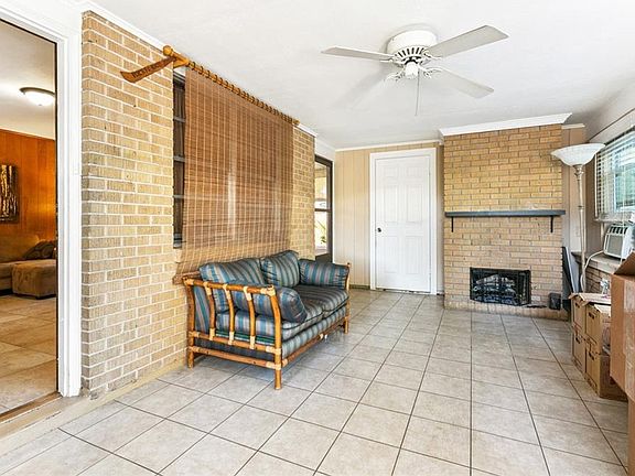 4th image of 1616 Eisenhower Ave