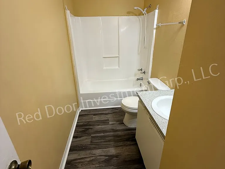 Walden Landing Apartments — Photo 43