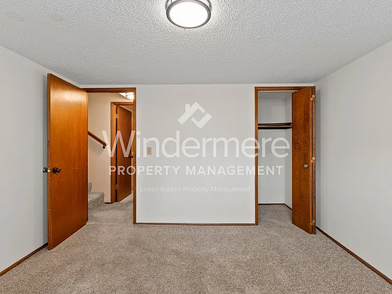 904 S McDonald Rd — Photo 13
