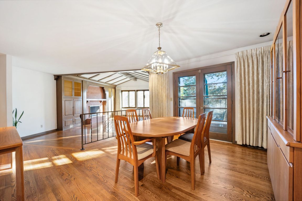 next background image