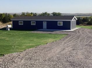 5 Lakeshore E, Lewellen, NE 69147